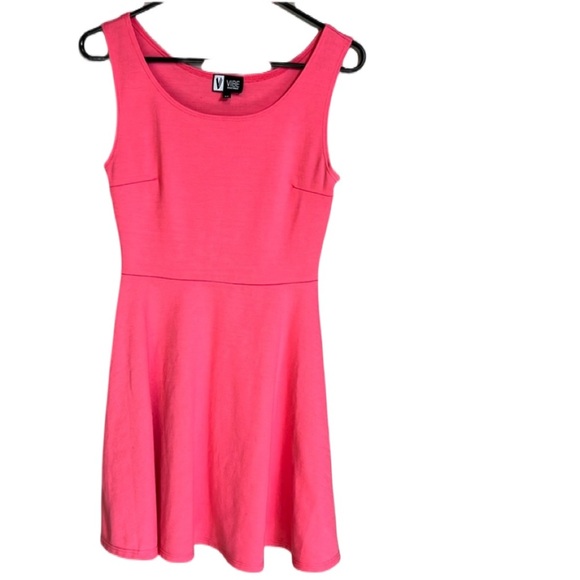 Vibe Sportswear Medium Women’s Pinkish-Peach A-Line Sleeveless Athletic Dress - Picture 1 of 7